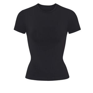 SKIMS Sofi smoothing seamless T-Shirt